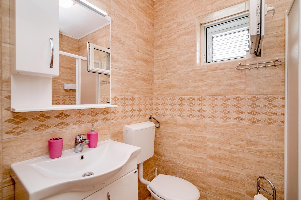 Apartments Mitrovic Лущица Екстериор снимка