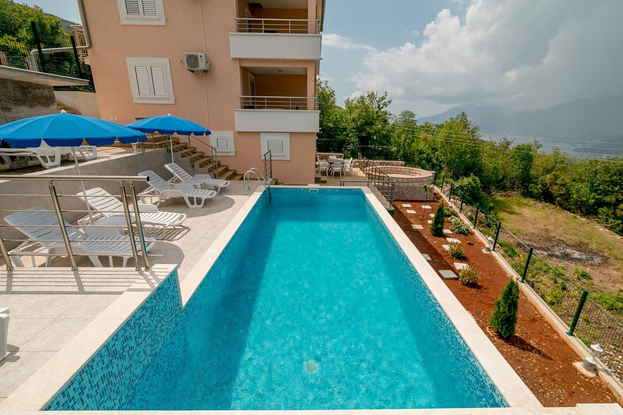 Apartments Mitrovic Лущица Екстериор снимка