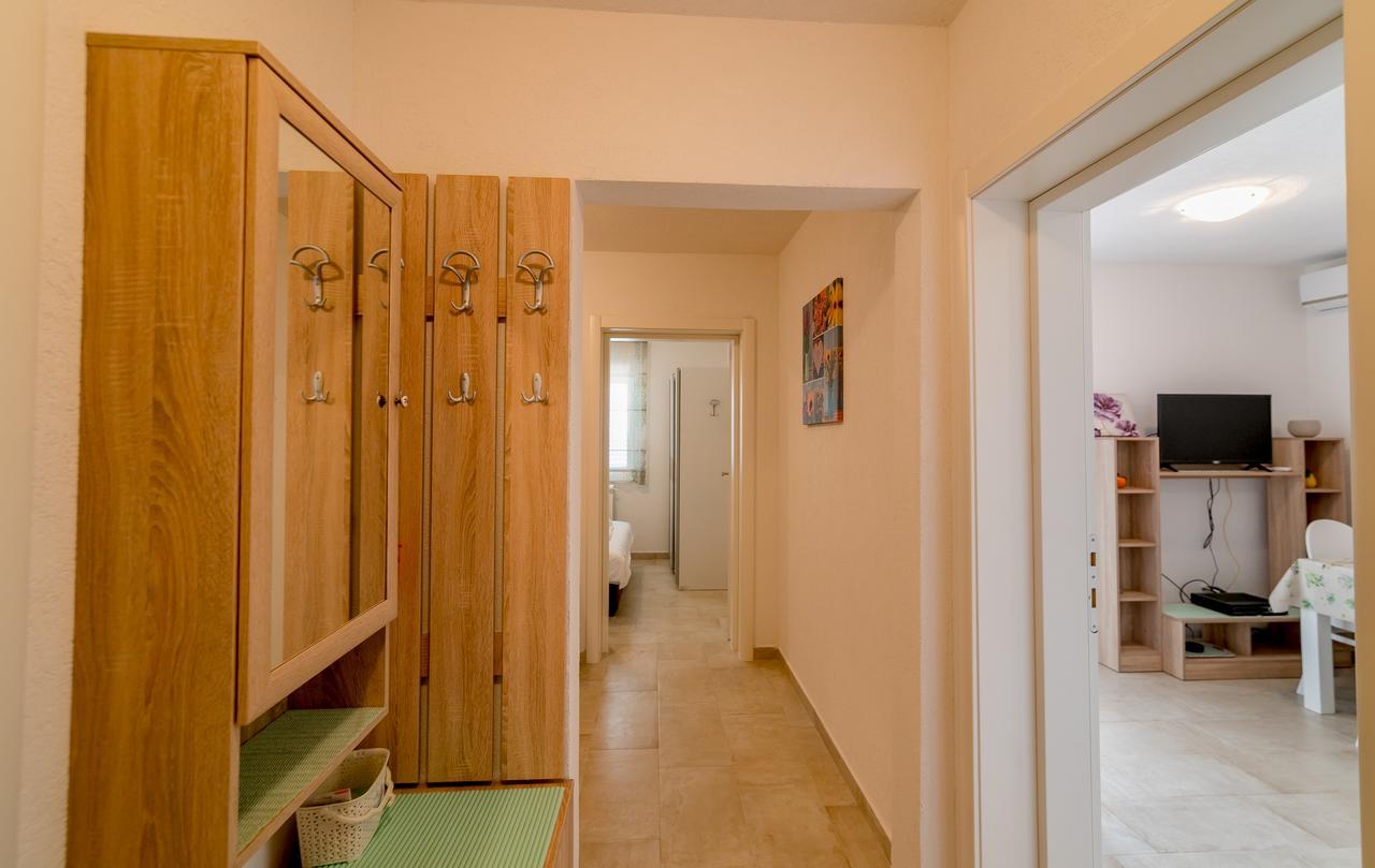 Apartments Mitrovic Лущица Екстериор снимка