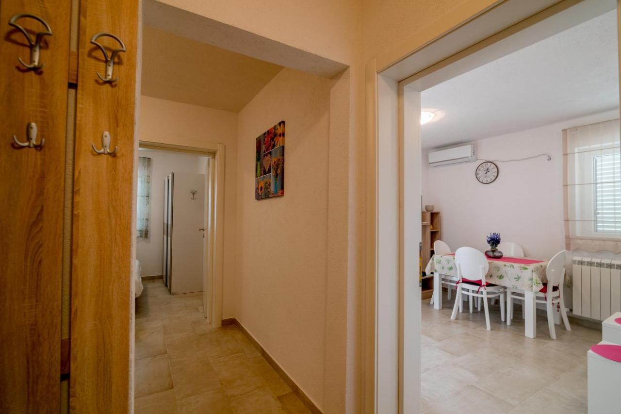 Apartments Mitrovic Лущица Екстериор снимка