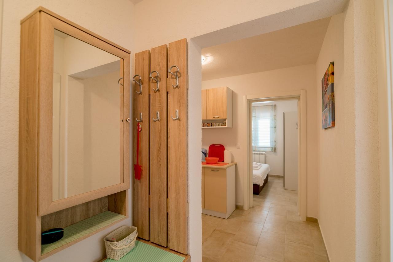Apartments Mitrovic Лущица Екстериор снимка